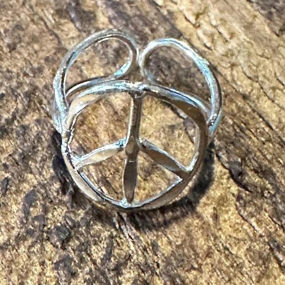Handmade Artesian Hippie Silver Peace Sign Adjustable Ring, Gift Box - Picture 2 of 7